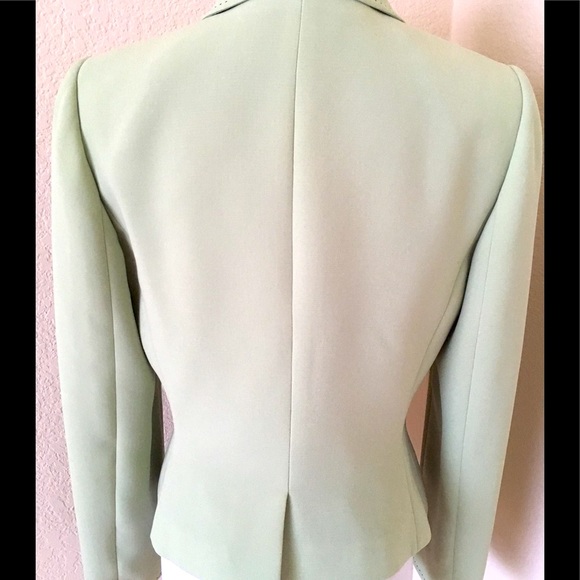 Tahari blazer jacket tailored look 3 button blazer - Picture 2 of 8